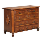 Antique baroque walnut chest of drawers with 4 drawers, 18th century.
