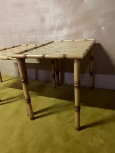 Bamboo trundle table