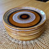 Sercice of 9 Sarreguemines sandstone plates