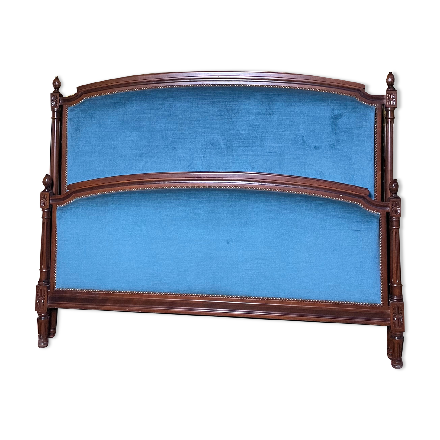 Louis XVI style bed blue velvet
