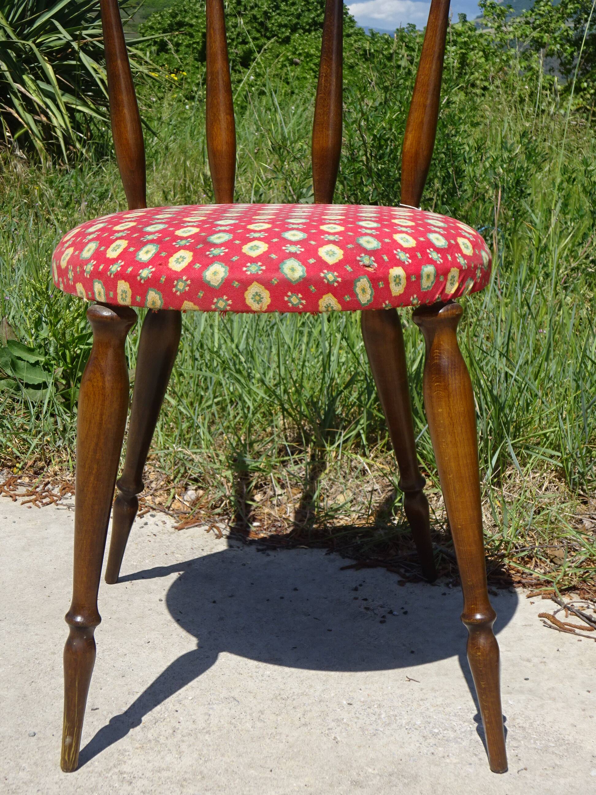 Chairs with splayed legs, vintage models