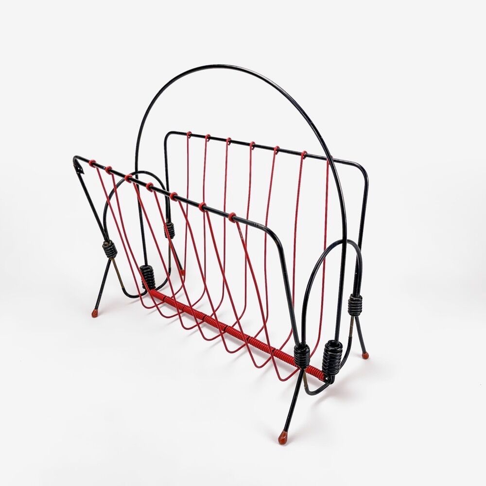 Vintage red metal and scoubidou thread magazine holder