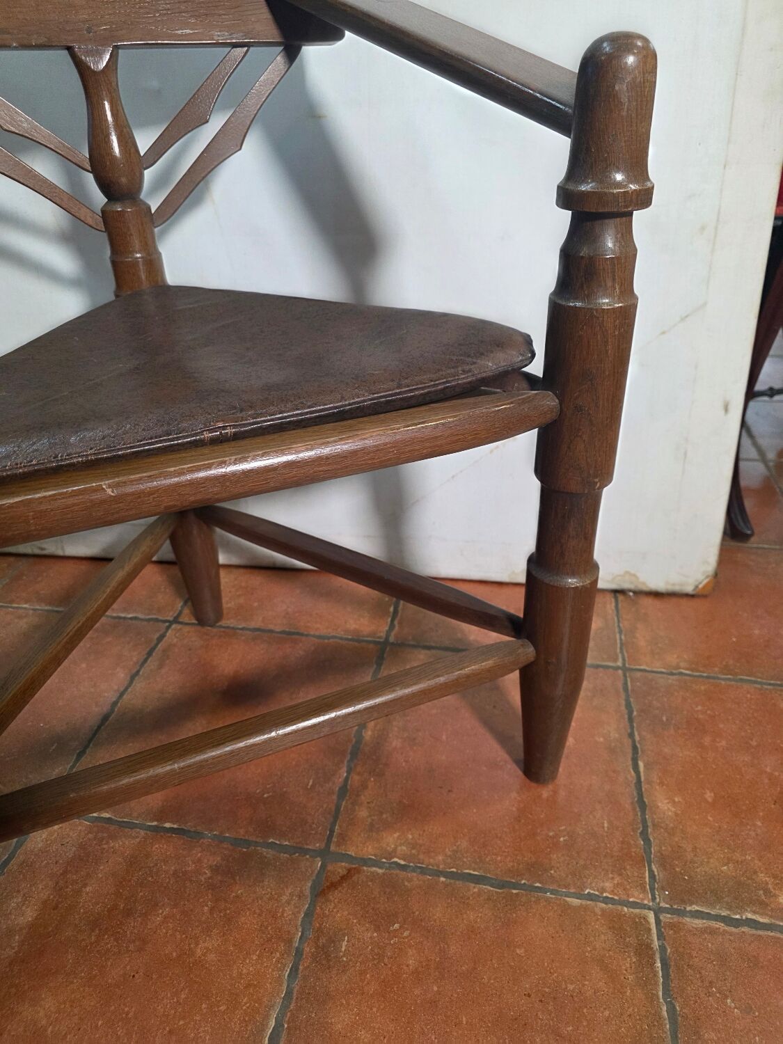 Corner tripod monk chair Munkstol Solid oak