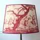 Abat-jour en tissu toile de Jouy rouge, déesse grecque Diane chasseresse