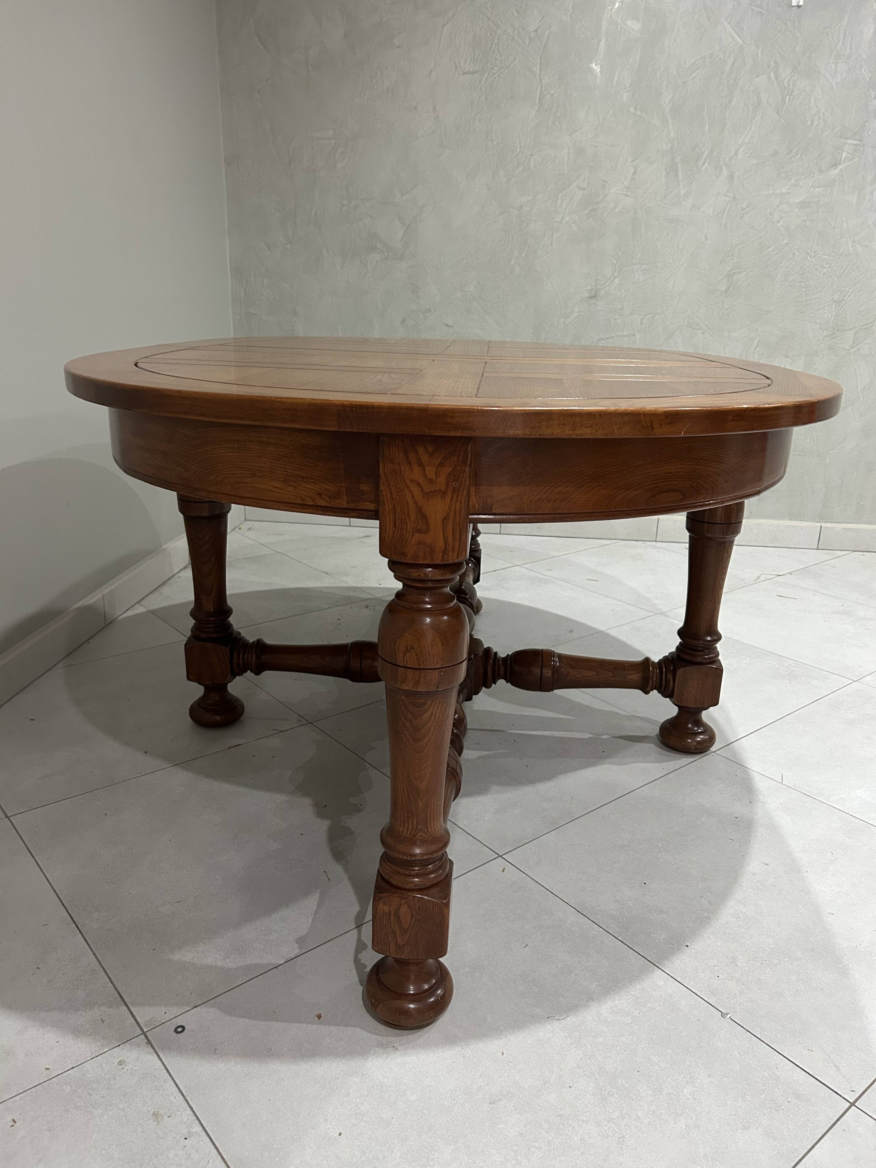 Table with extensions