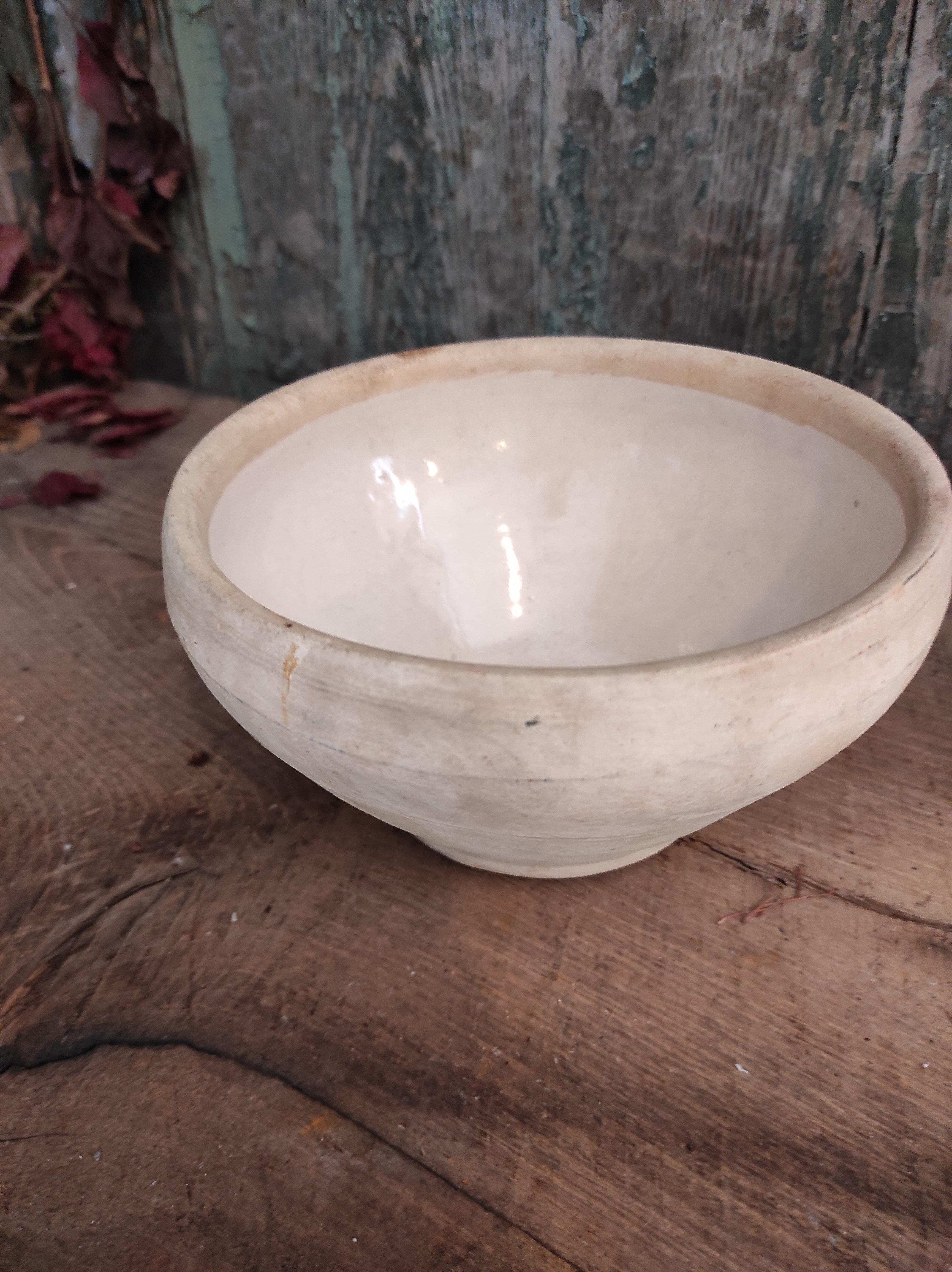 Vintage French salad bowl in white clay