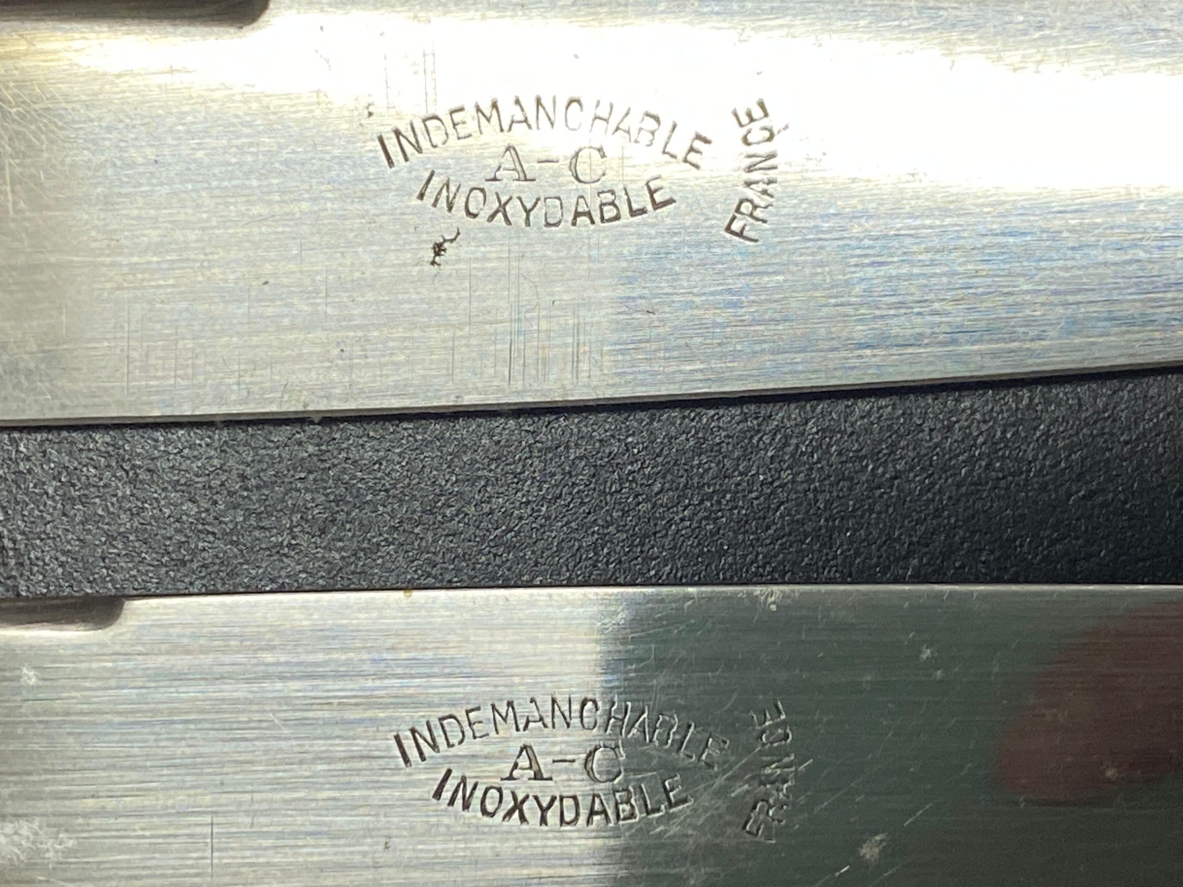 Box of 12 stainless steel knives