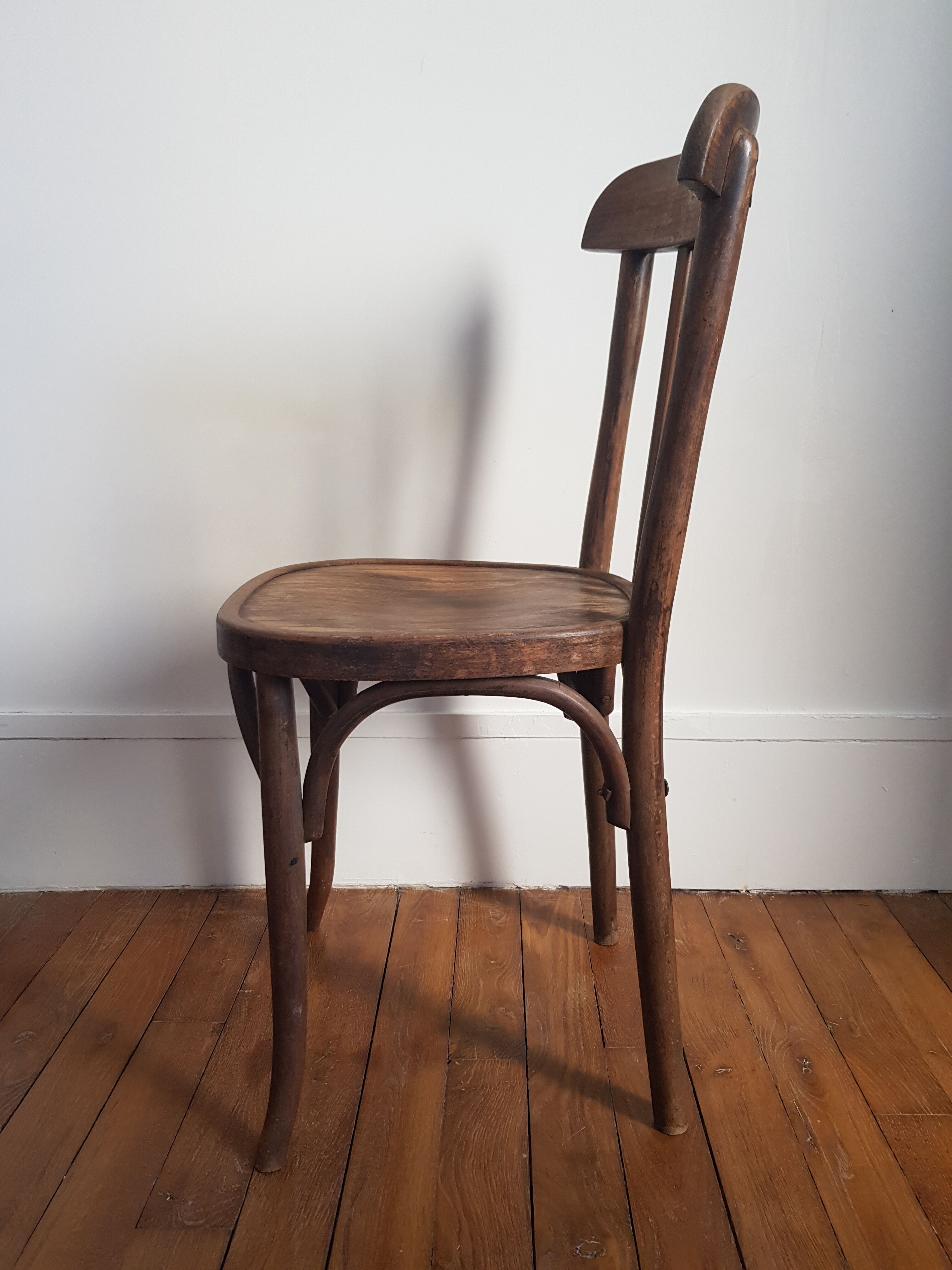 Chaise bistrot en bois