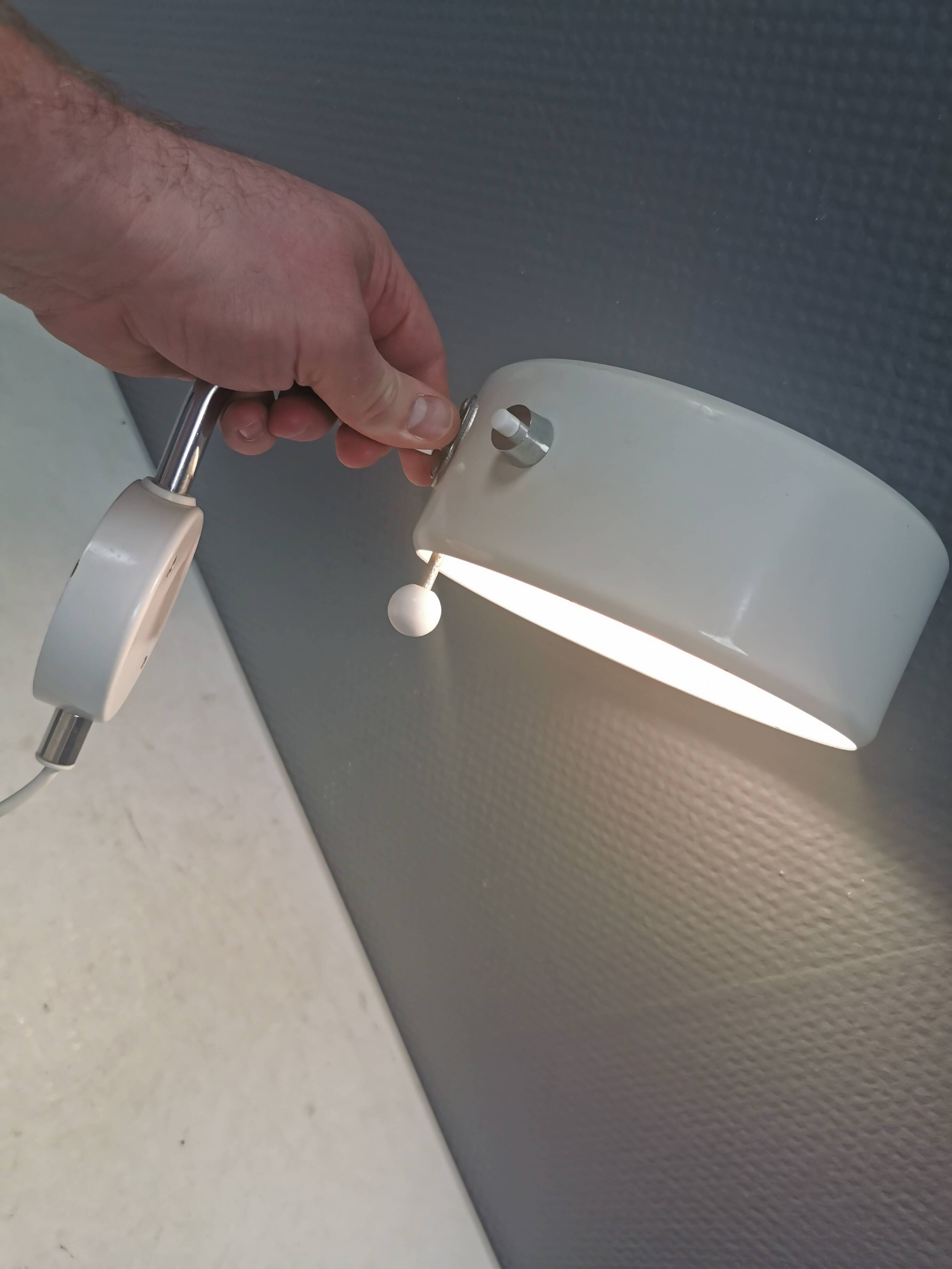 Wall lamp, by Anders Pehrsson in the 1960s for Ateljé Lyktan. Model Simris