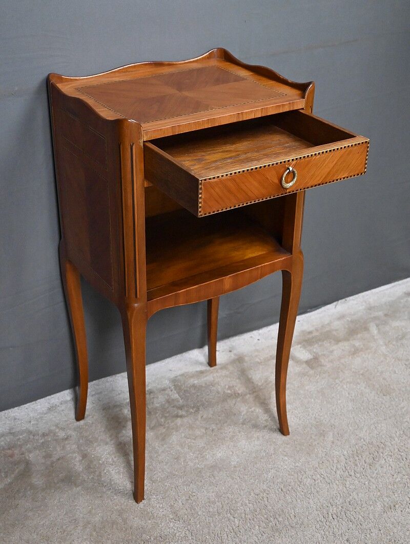 Living room table in marquetry, transitional style between Louis XV and Louis XVI – Mid 20th century