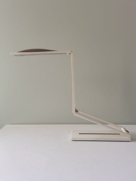 Italian desk lamp "Chain" by Ilaria Marelli for Nemo