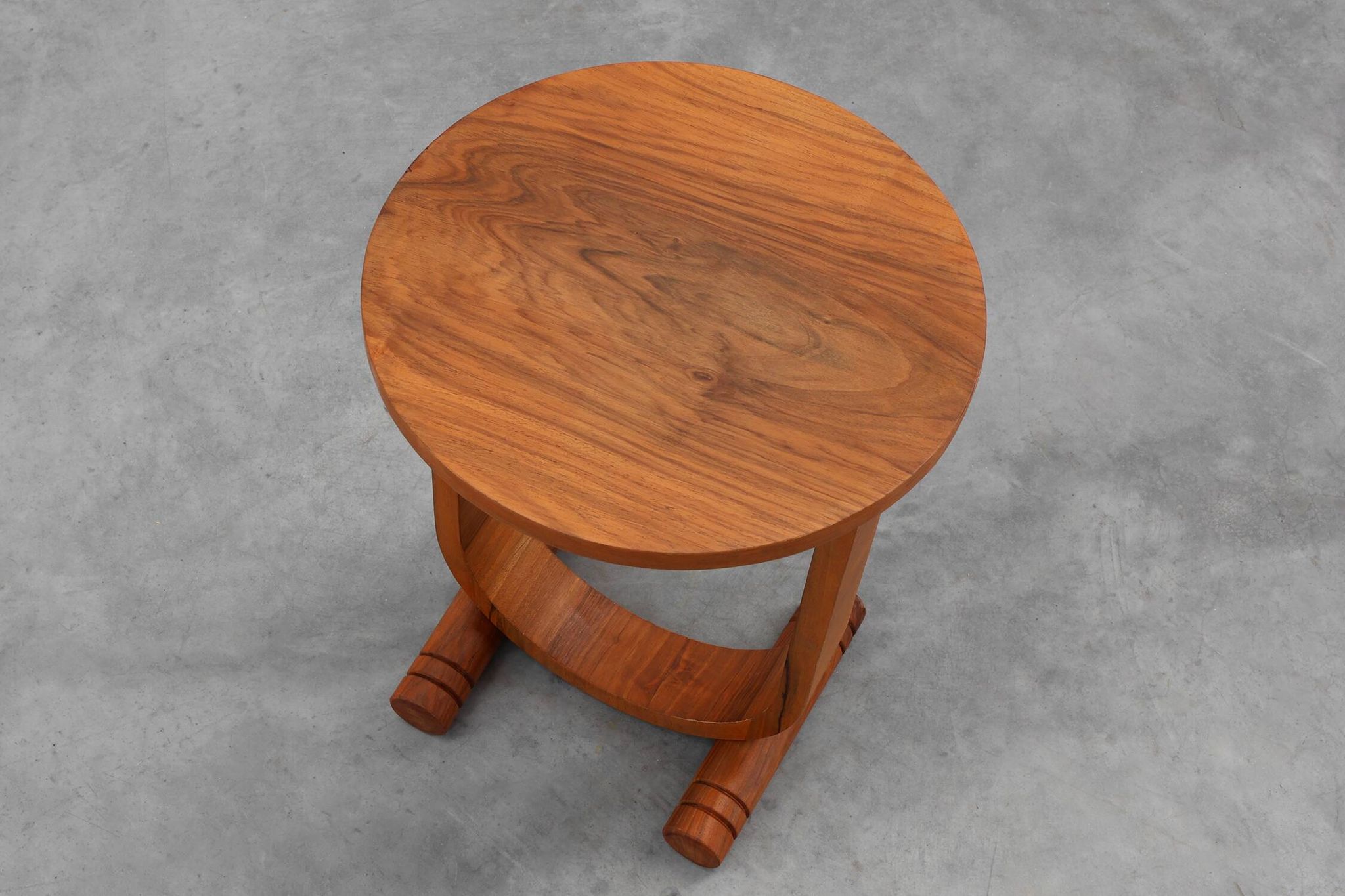 Art deco oak wooden round side table with bended leg, France 1920s