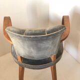 Armchair bridge mustache in blue gray velvet