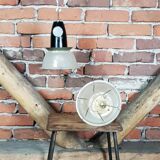 Paire de lampes industrielles en bakélite
