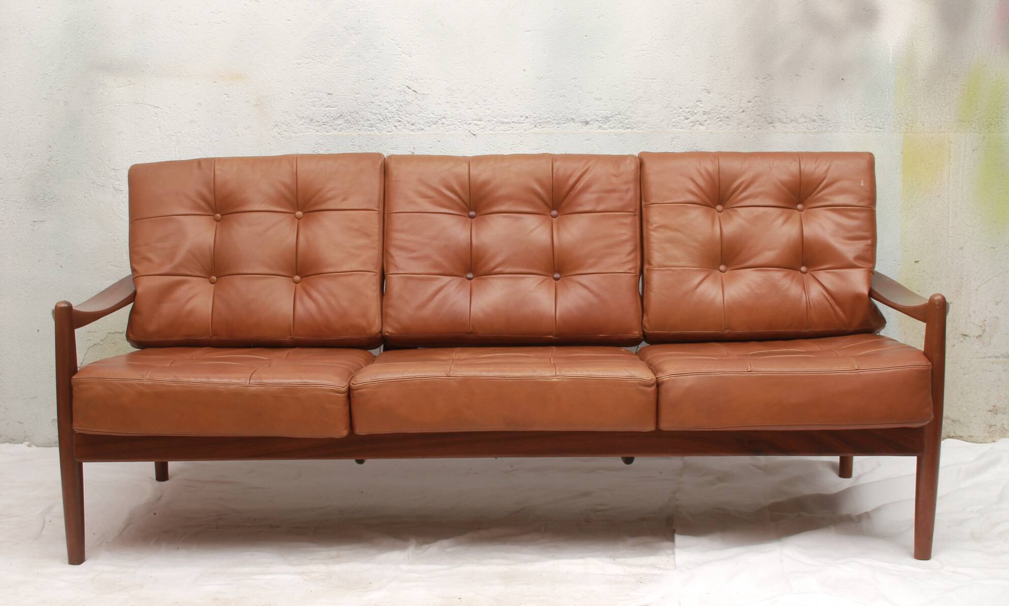 1960s 3-seater Sofa in leather