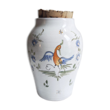 Moustiers earthenware pot and its cork