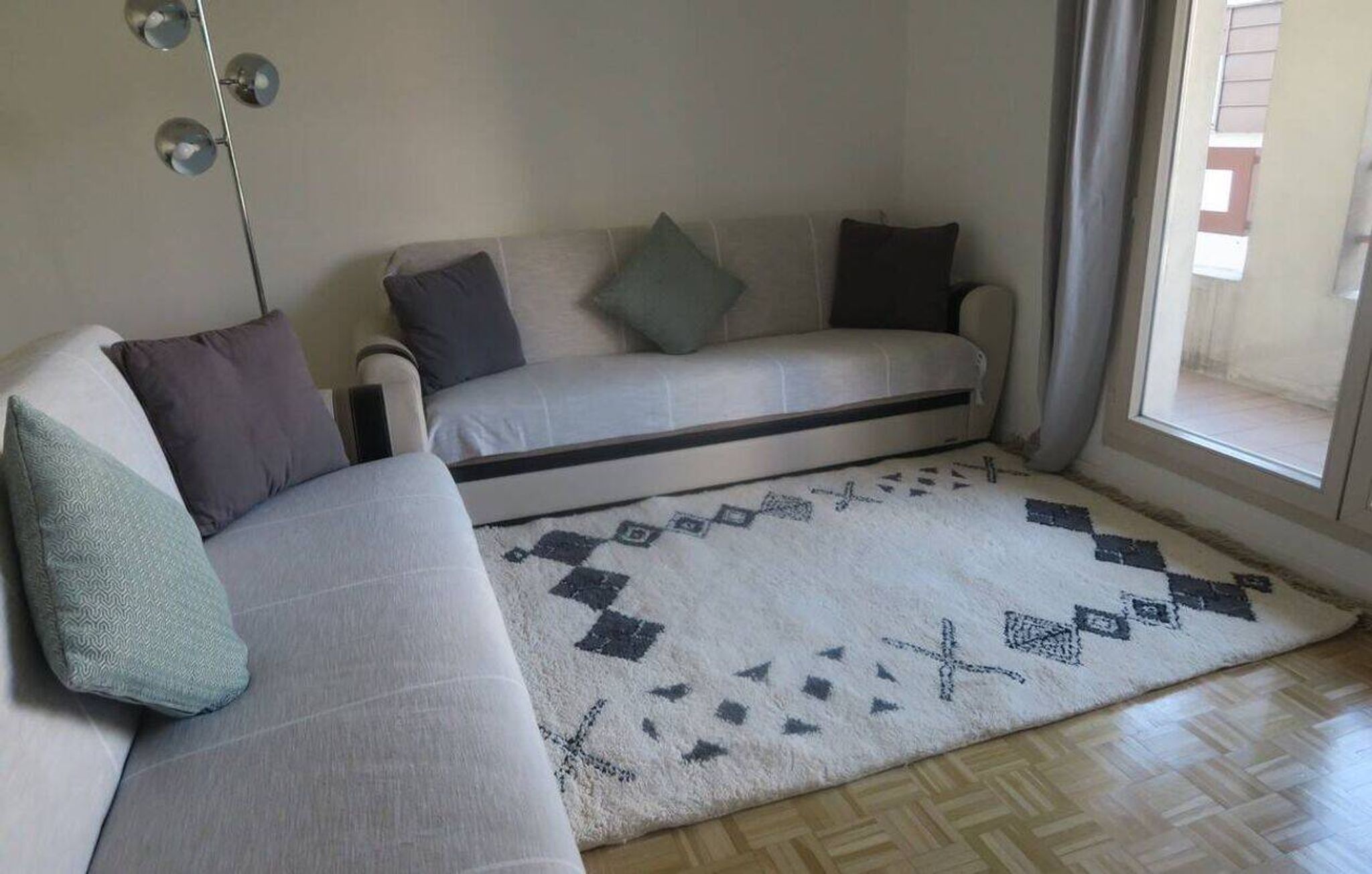 White handmade traditional wool rug 300/200cm