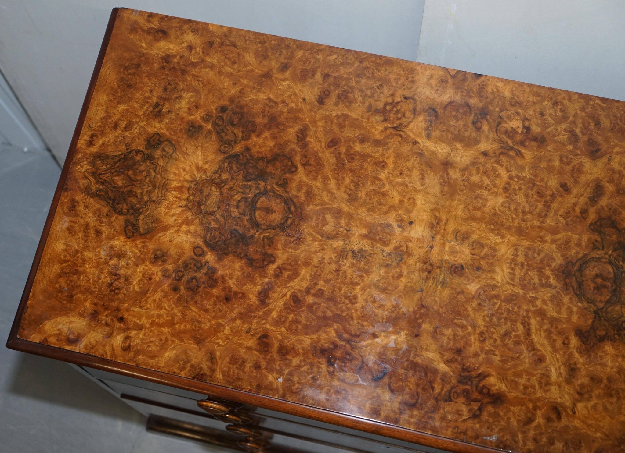 Commode militaire Howard & Son 1881 par Sir C Pigott