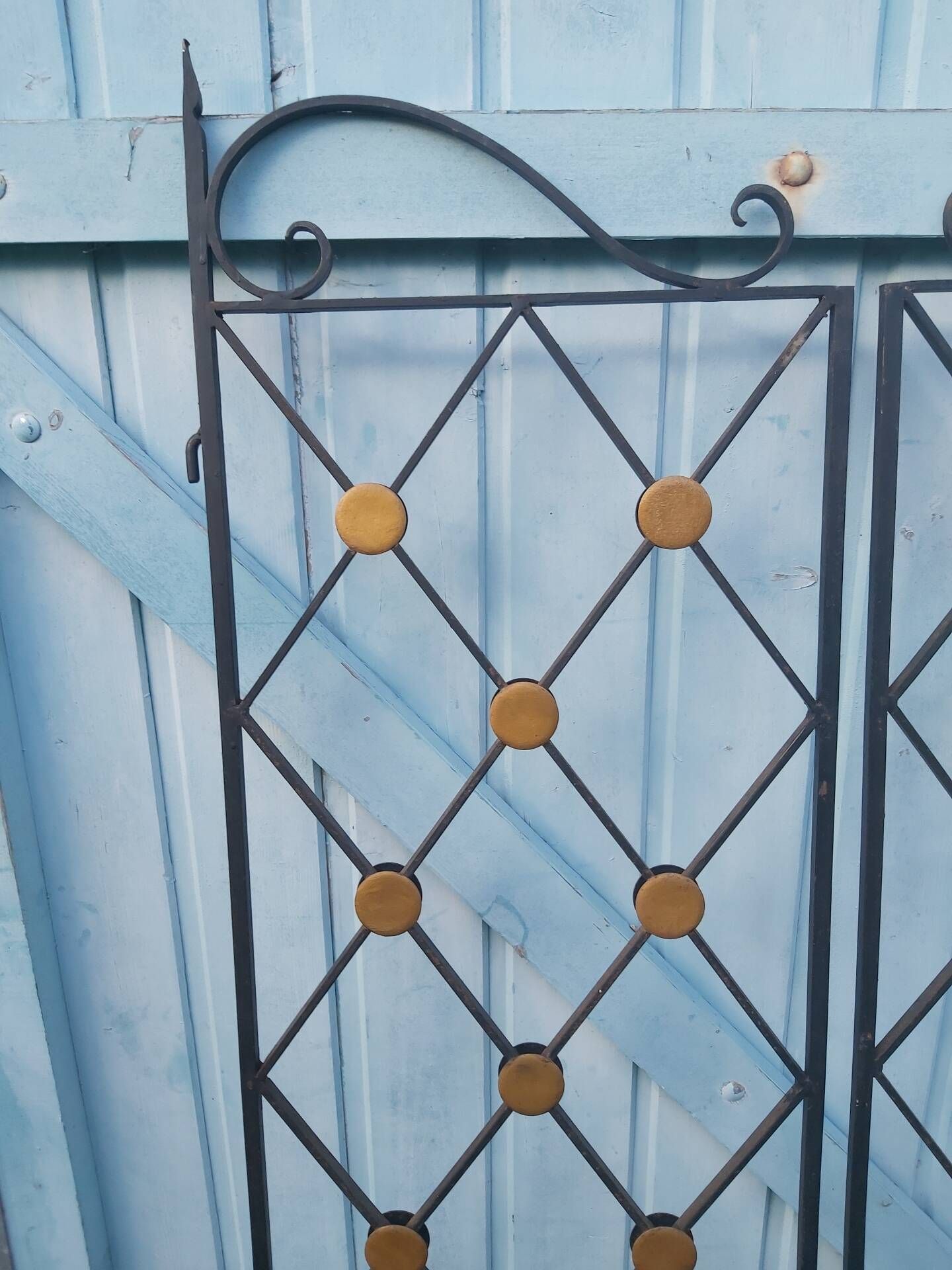 Wrought iron grilles, wrought iron partition doors