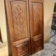 Paire de portes d'armoire en chêne