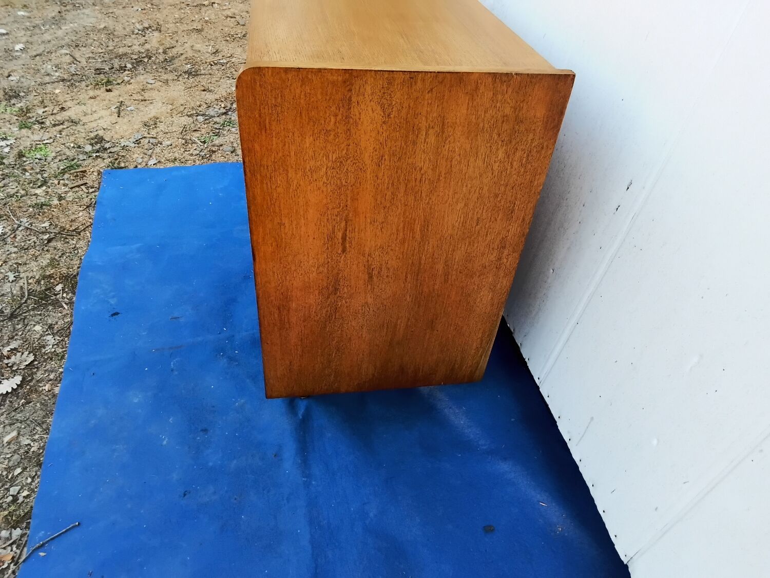 Commode vintage