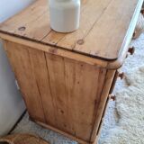 Commode ancienne de style anglais