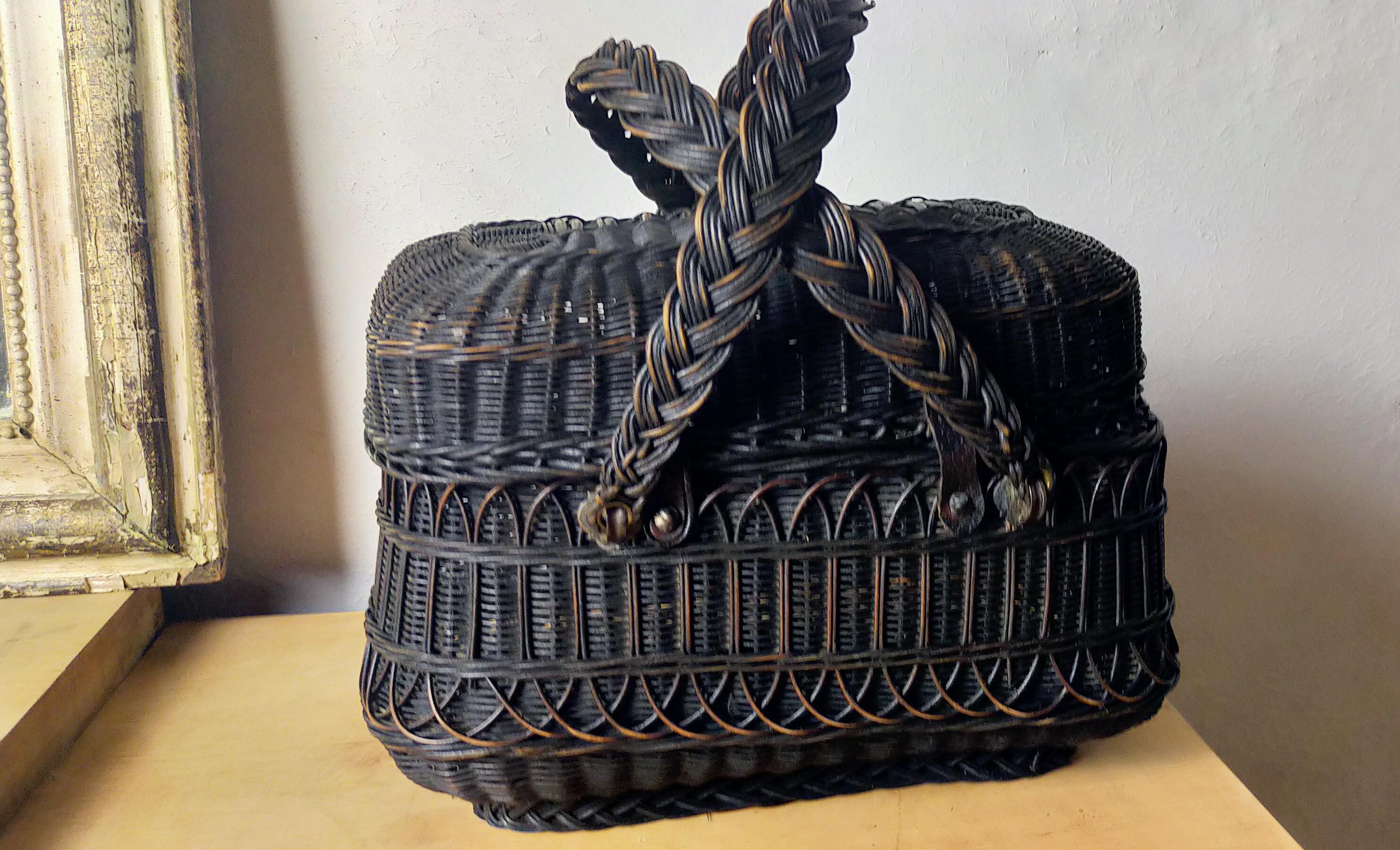 Old Bressan basket in blackened wicker