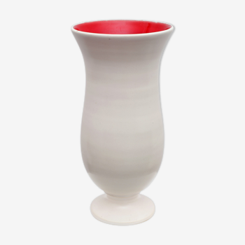 Red interior white ceramic vase