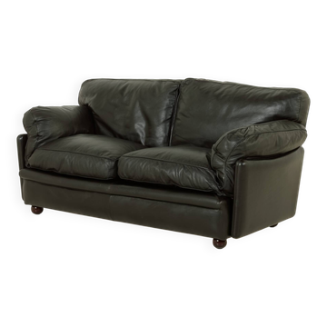 Poppy 2-seater leather sofa by Tito Agnoli for Poltrona Frau, 1970s