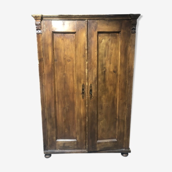 Armoire nordique vintage