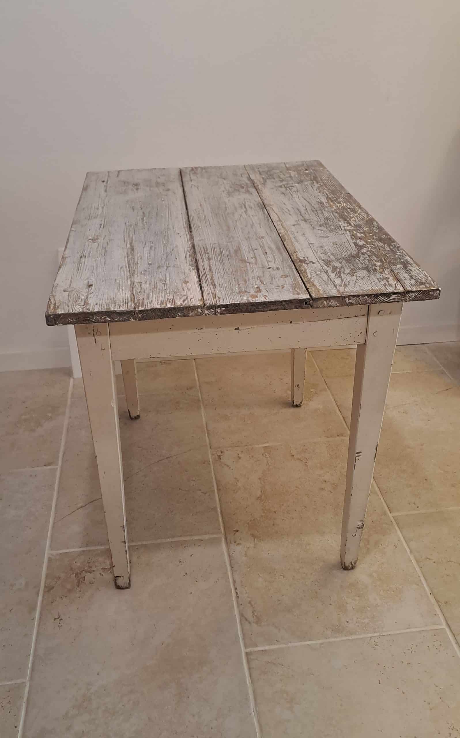 Distressed farmhouse table