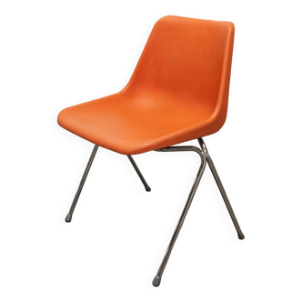 Hille chair Airborne seats creation Robin Day made in France