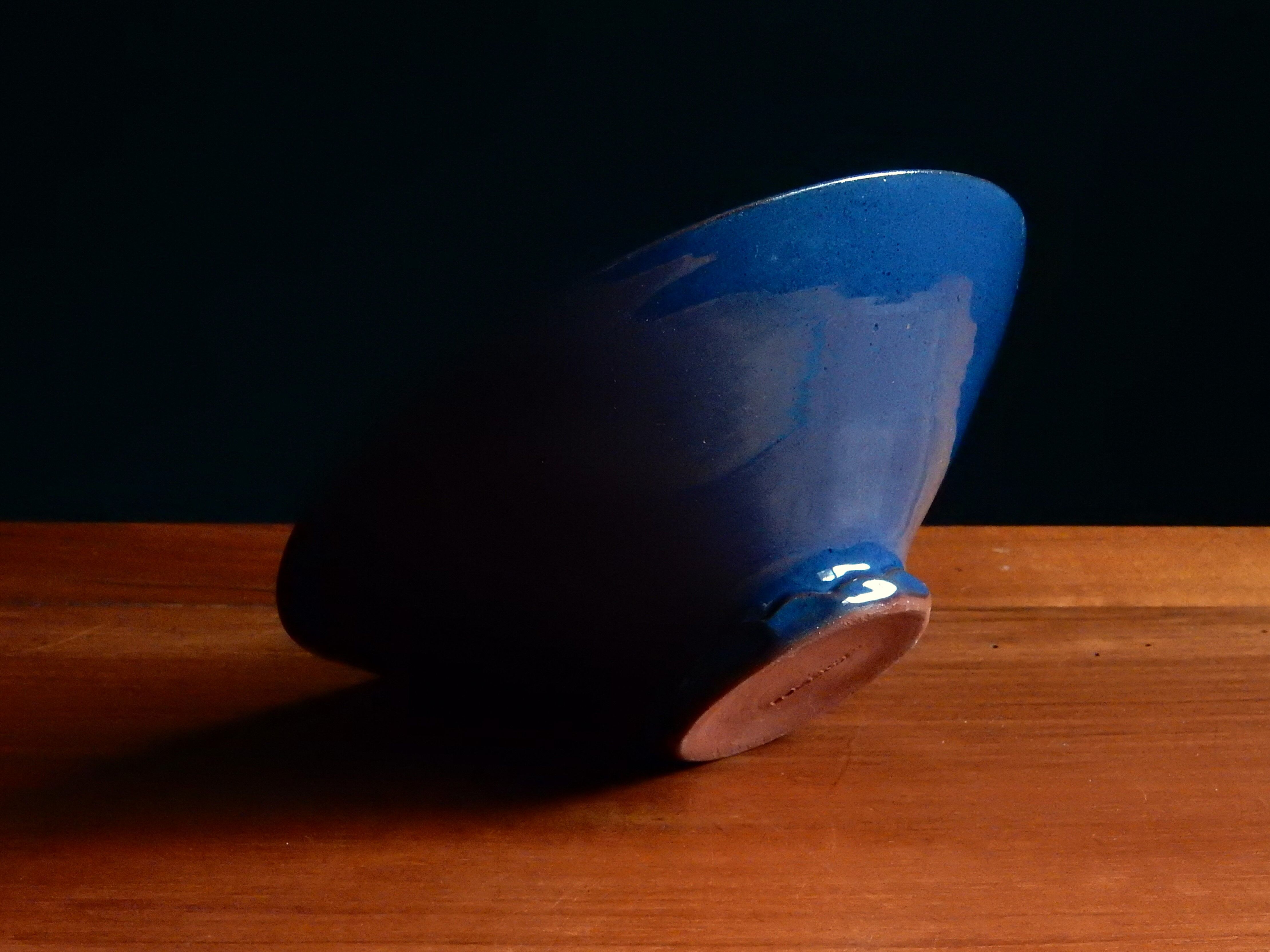 Empty pocket, blue ceramic bowl minimalist floral pattern