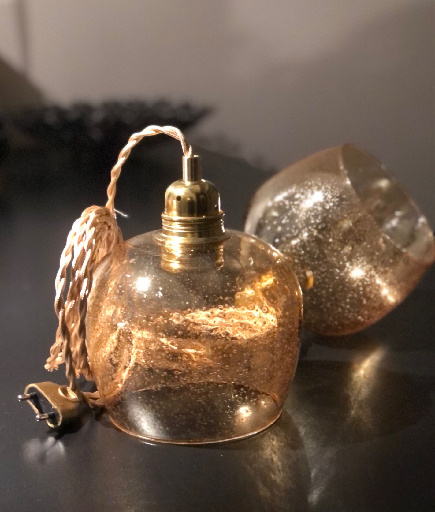 2 bubble blown glass pendant lamps