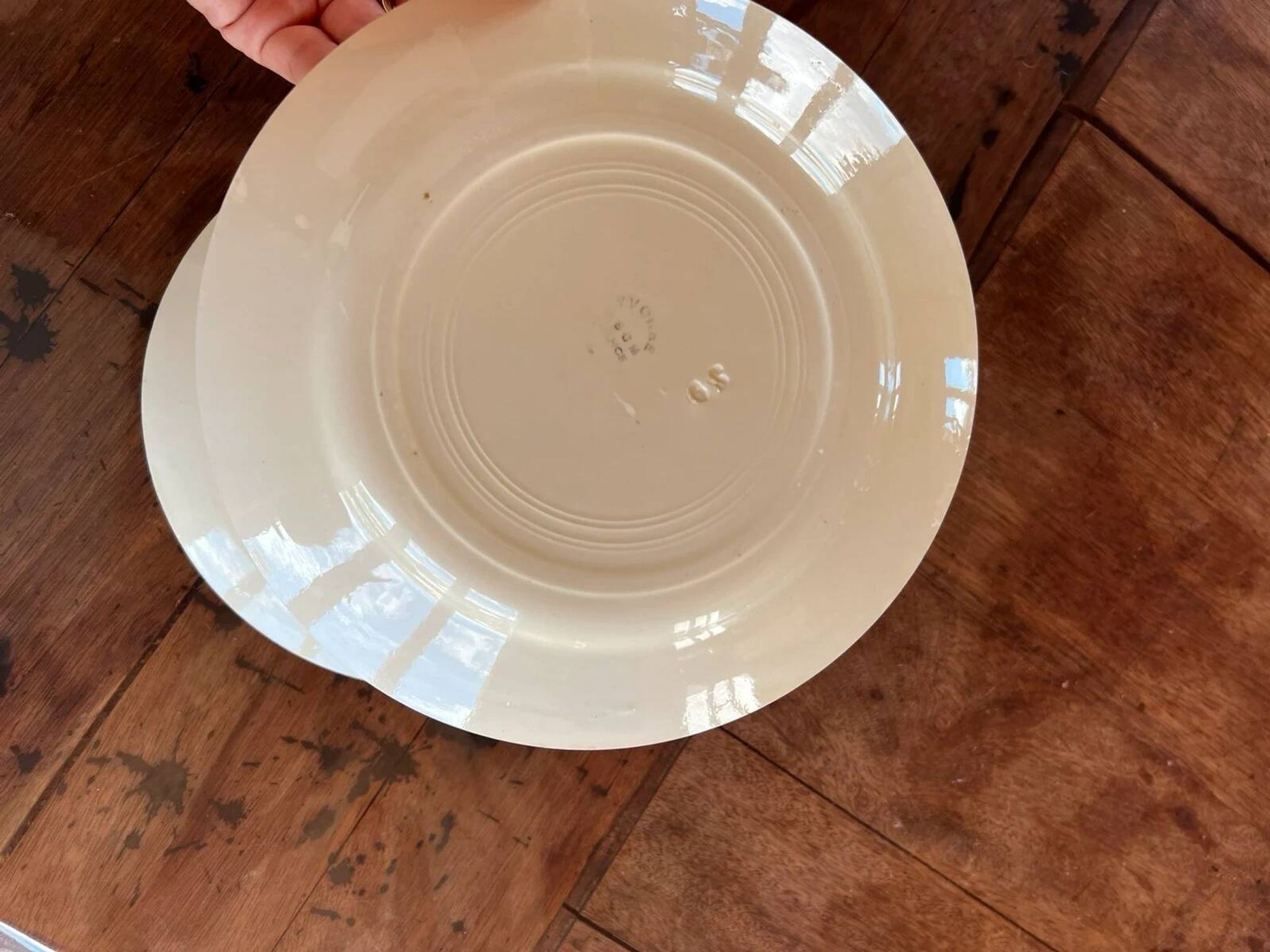 HBCM Montereau plates, Yvonne model, 22.5 cm (the duo)
