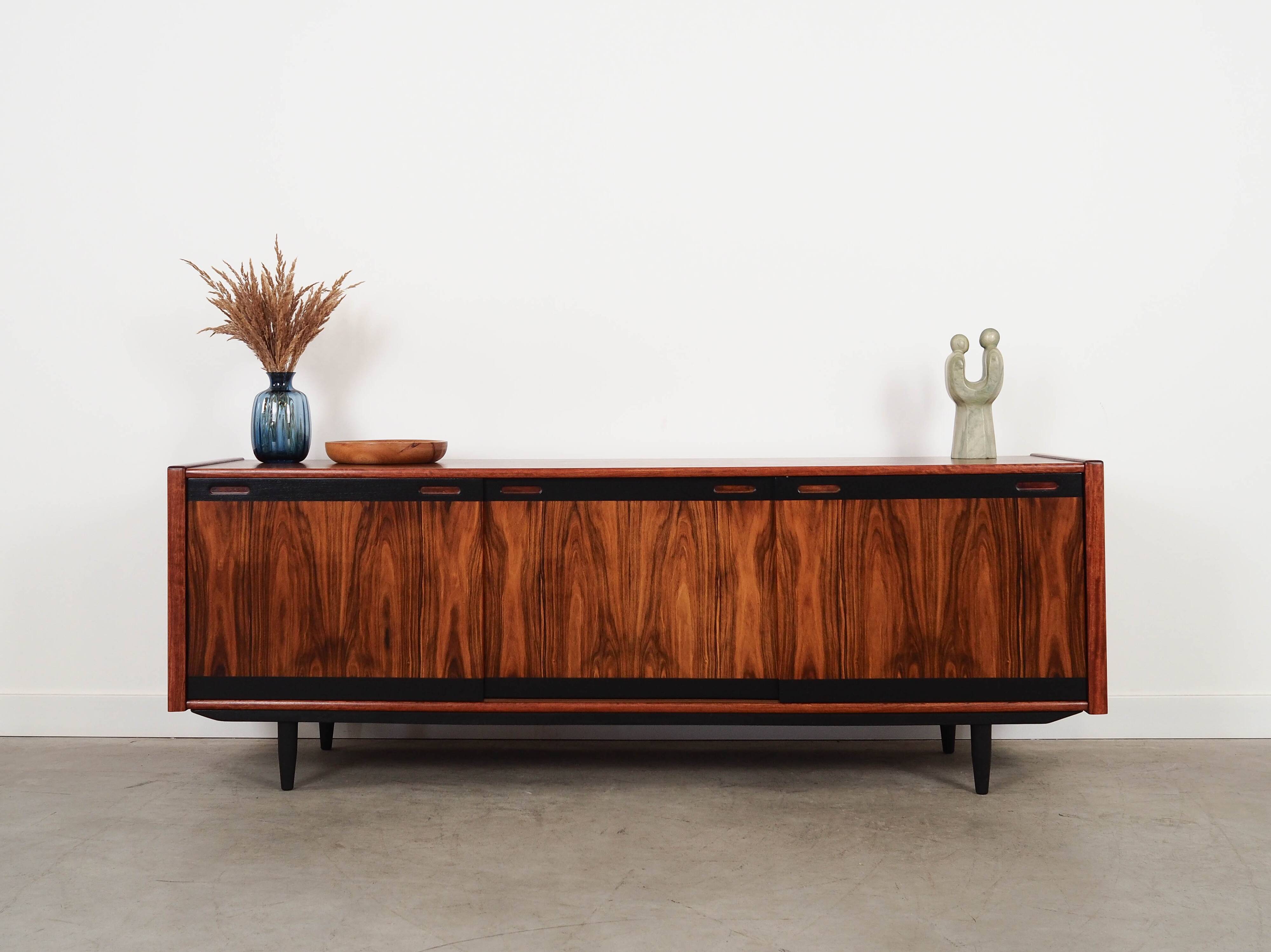 Buffet en palissandre, design danois, années 1970, fabriqué par Skovby Møbelfabrik.