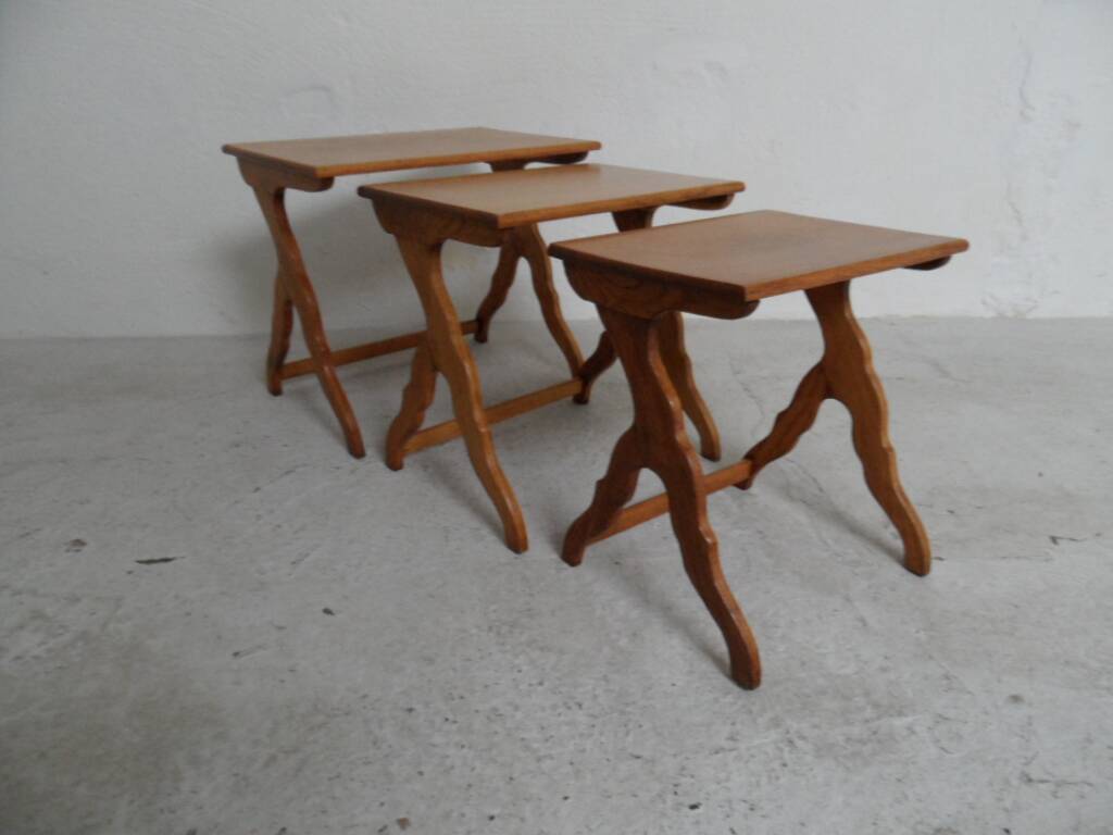 Vintage nest of 3 sidetables mimiset