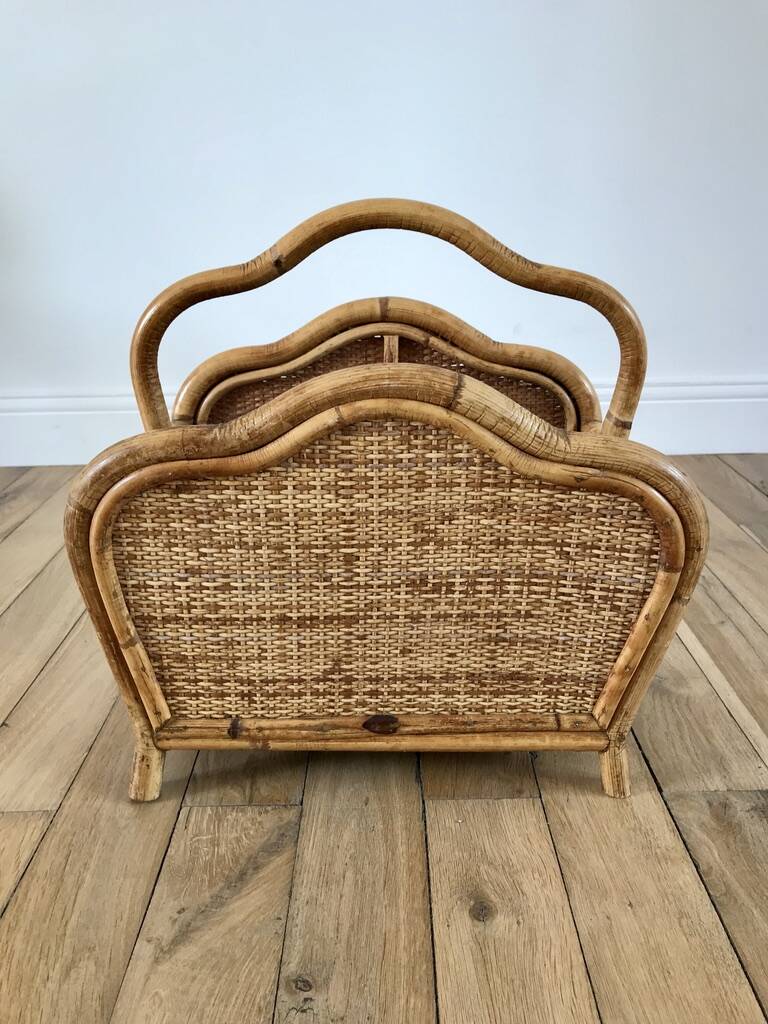 Magazine holder / Pine hutch in rattan, bamboo and canning 70s
