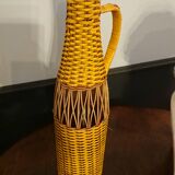 Bouteille en verre et rotin tressé naturel et jaune