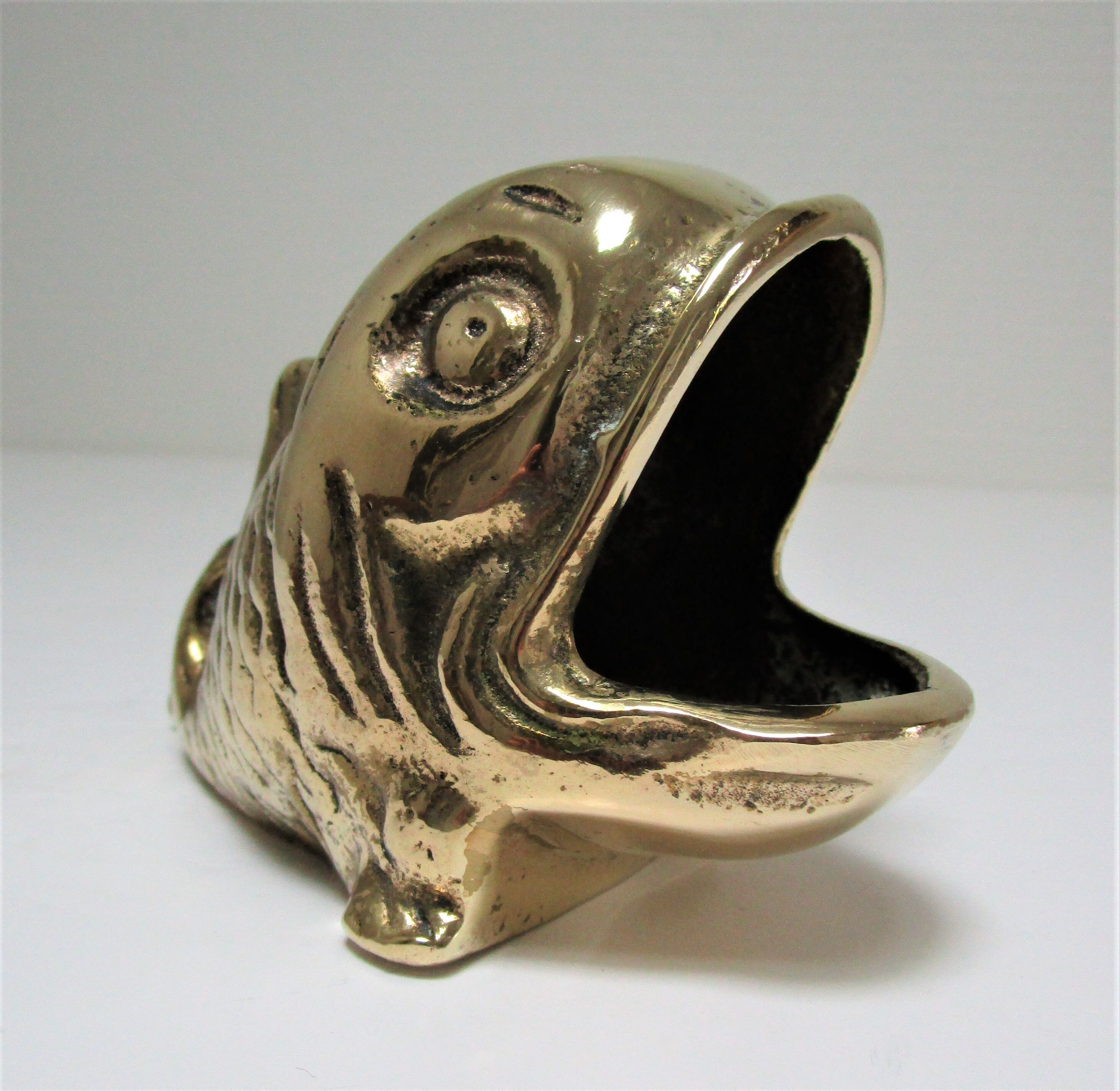 Zoomorphic ashtray golden bronze fish Vintage Peerage