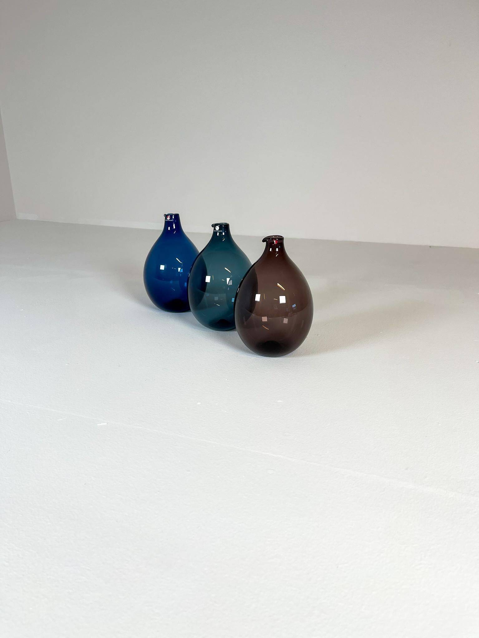 Midcentury set of 3 bird bottles/vases by Timo Sarpaneva Iittala