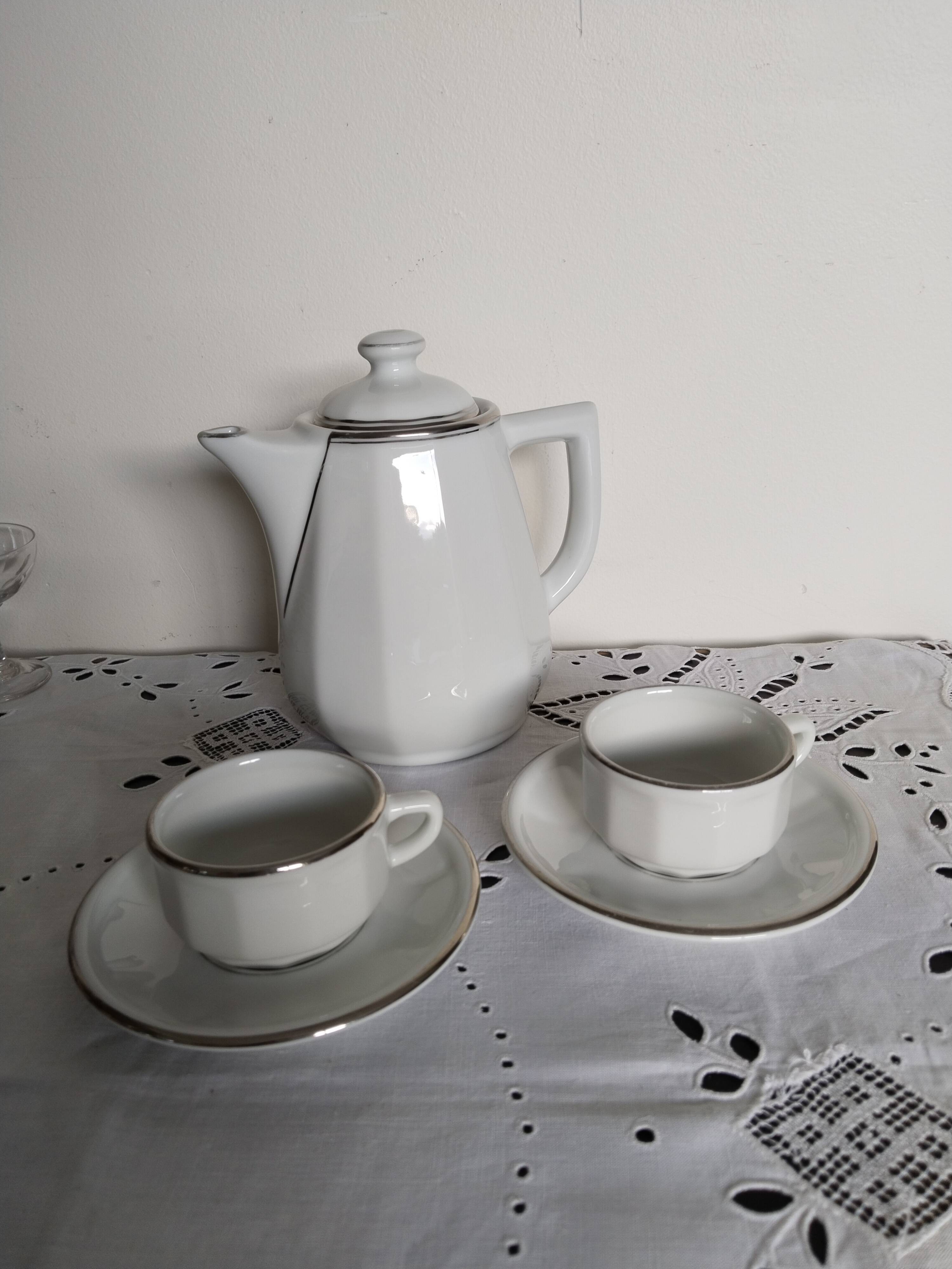 Apilco white and silver coffee maker and bistro cups, vintage French