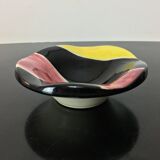 Empty cut ceramic pocket, ashtray