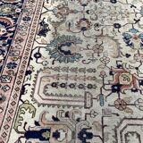 Iranian Tabriz oriental rug - handmade: 3.30 X 2.40 meters