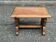 Petit tabouret de pied en bois massif de chêne type ferme