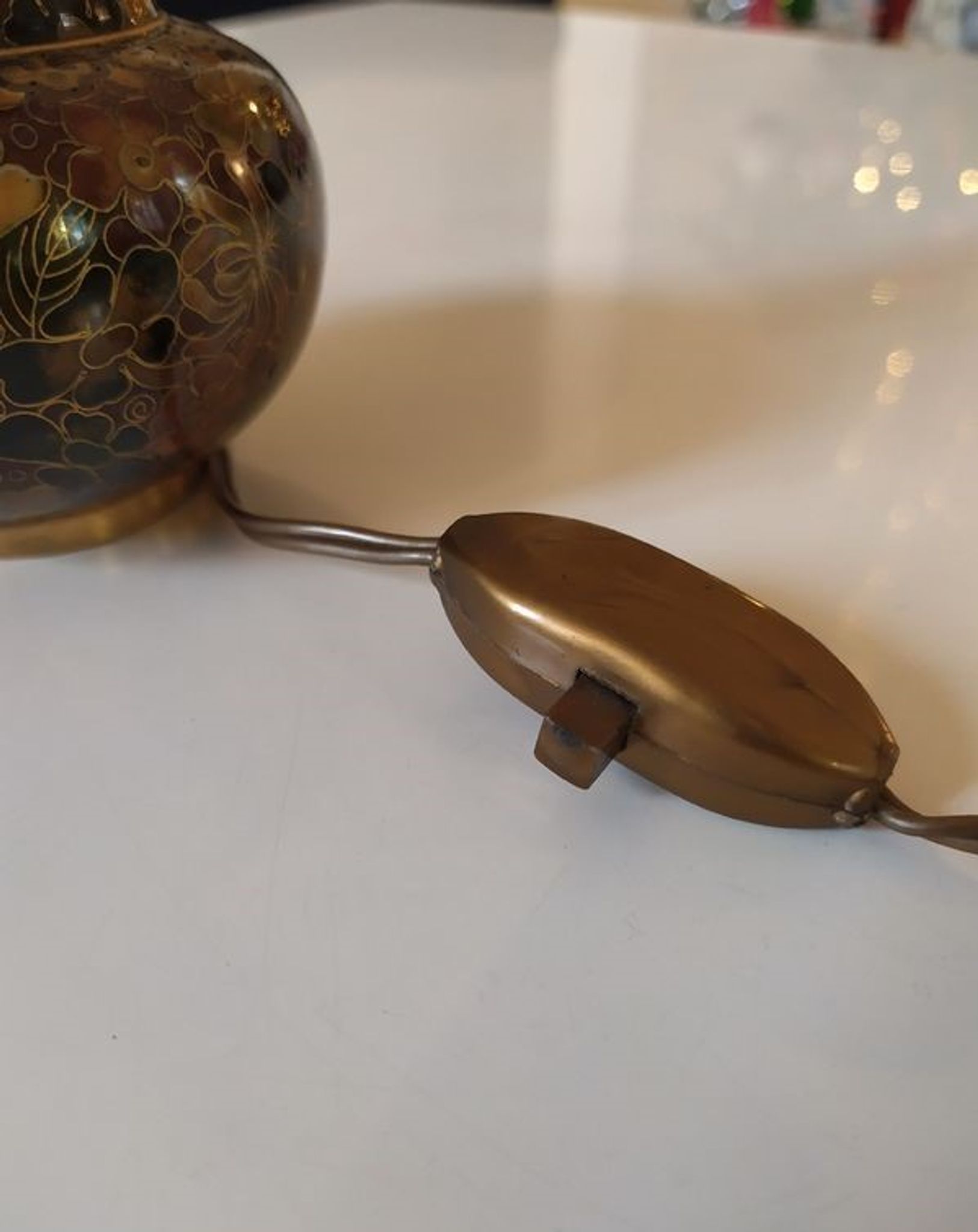 Pied de lampe en email cloisonné
