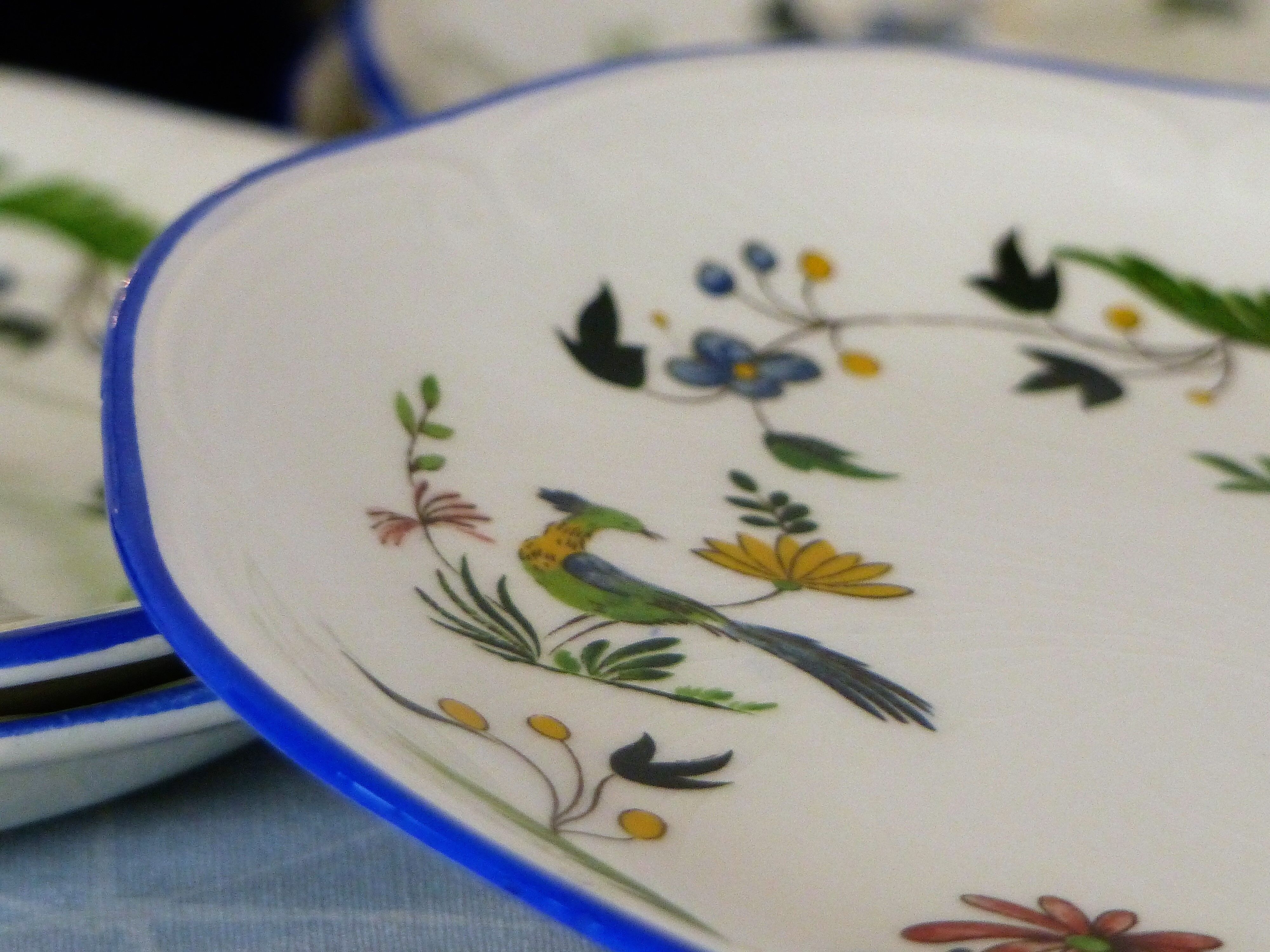 6 dessert plates birds of paradise Gien