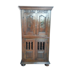 Buffet rustique en bois