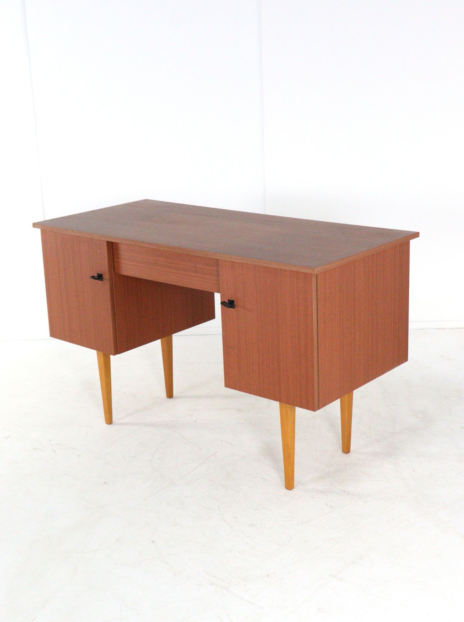 Bureau vintage - moderne du milieu du siècle