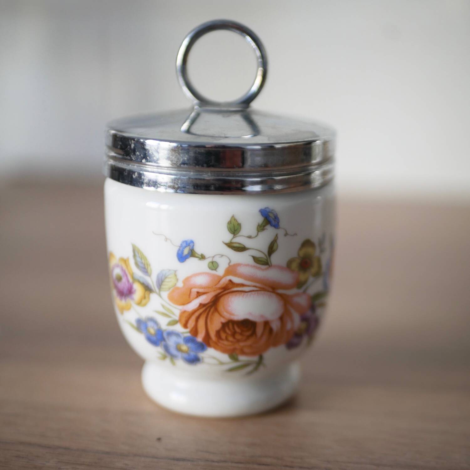 Egg cookers / egg cup